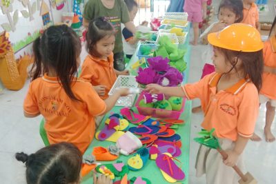 Hoạt động góc lớp mẫu giáo nhỡ B