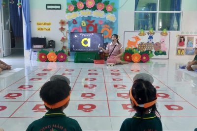 Hoạt động học làm quen chữ cái a, ă, â của lớp Mẫu giáo lớn B